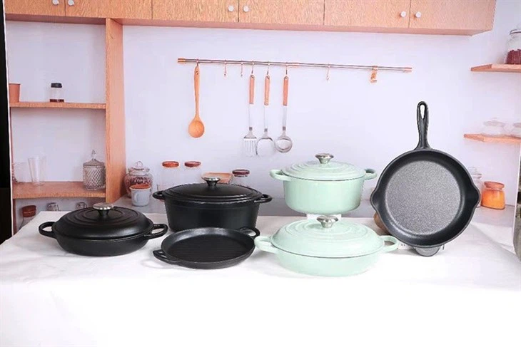 Cast Iron Pot Cookware Sets